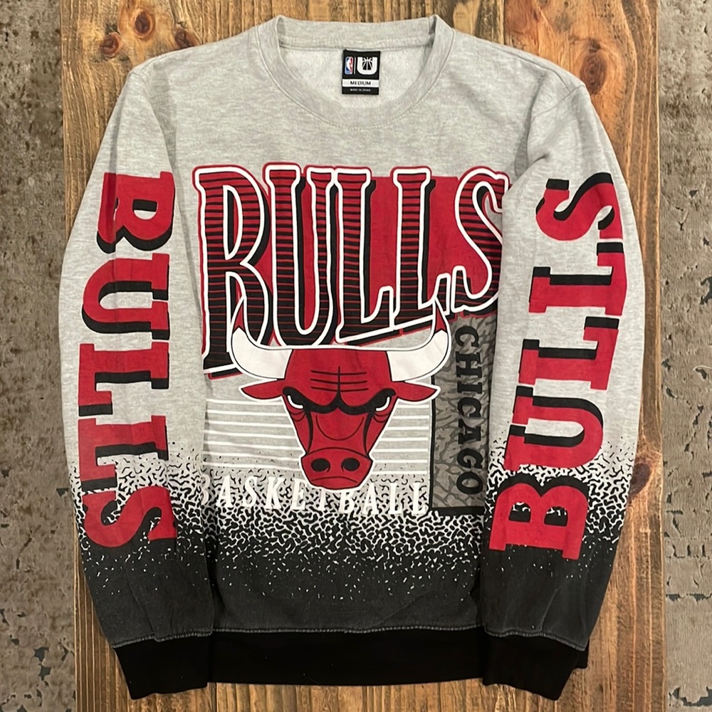 Chicago Bulls crewneck sweatshirt